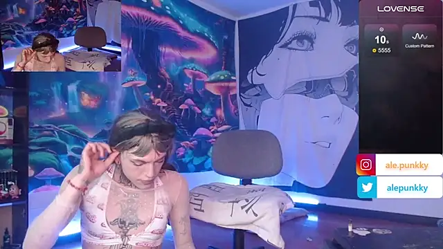 Snapshot of charlotbelucci_ chatting on 03.06.25 charlotbelucci online show from 03.06.25