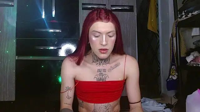 Snapshot of charlotbelucci_ chatting on 09.18.25 charlotbelucci online show from 09.18.25