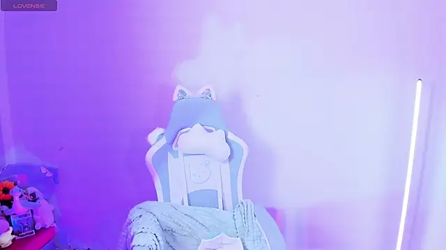 Ahri Elderwood online show from 04.17.26