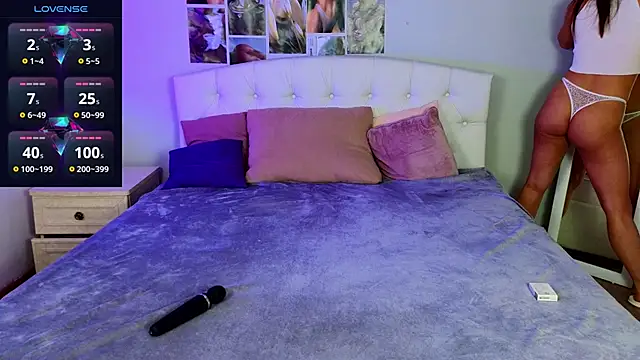 Snapshot of JessicaCartier chatting on 01.13.25 JessicaCartier online show from 01.13.25