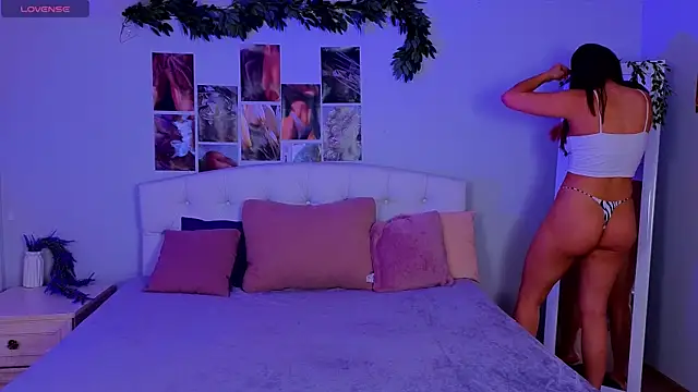 Snapshot of JessicaCartier chatting on 03.06.25 JessicaCartier online show from 03.06.25