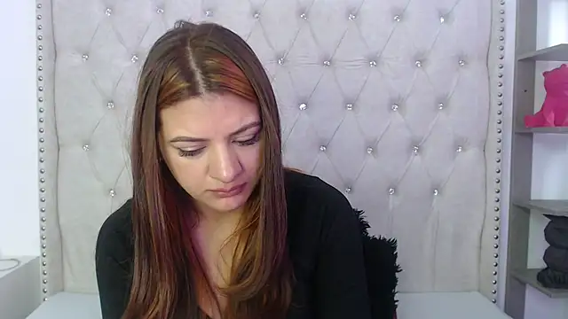 Abril Squirt online show from 01.16.26