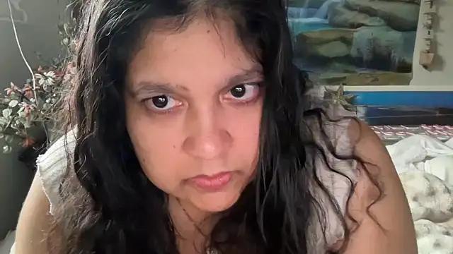 Snapshot of MelanieFawker chatting on 10.24.25 MelanieFawker online show from 10.24.25