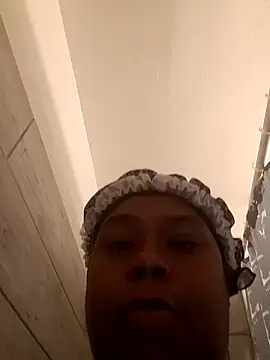 Snapshot of pinkpassionpleaser chatting on 02.12.25 pinkpassionpleaser online show from 02.12.25