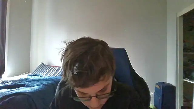 Snapshot of KaliSnow199623 chatting on 09.08.25 KaliSnow199623 online show from 09.08.25