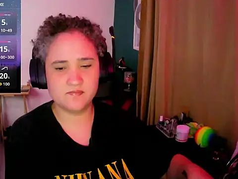 Snapshot of lolalicious_758 chatting on 11.16.25 lolalicious 758 online show from 11.16.25