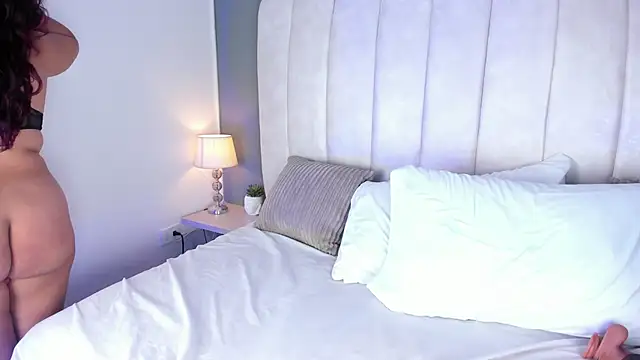 Snapshot of MelissaKarterrs chatting on 02.25.25 MelissaKarterrs online show from 02.25.25