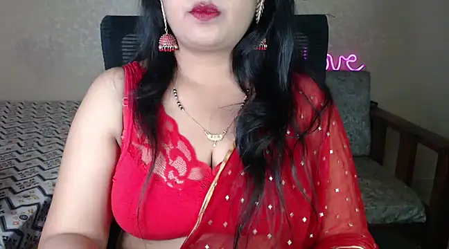 Snapshot of Inviting_Aanya chatting on 03.16.25 Inviting Aanya online show from 03.16.25