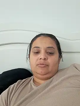 Snapshot of sarahhh1987 chatting on 11.10.25 sarahhh1987 online show from 11.10.25