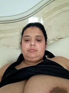 Snapshot of sarahhh1987 chatting on 11.14.25 sarahhh1987 online show from 11.14.25