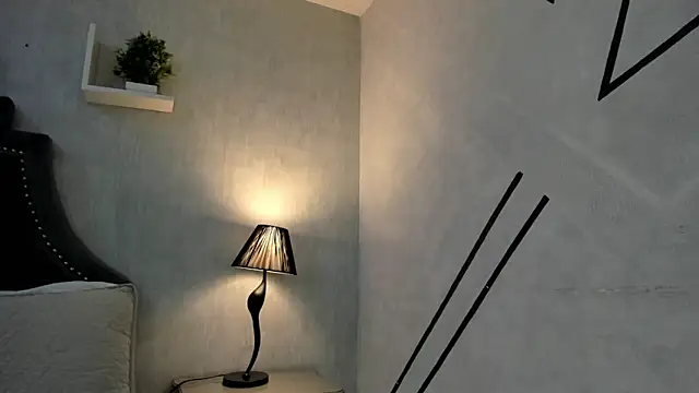 AnntoniaWood online show from 12.06.24
