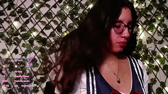 CoralineSanchez online show from 01.28.25