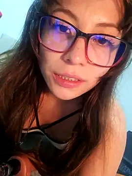 mmmVirginia online show from 04.05.26