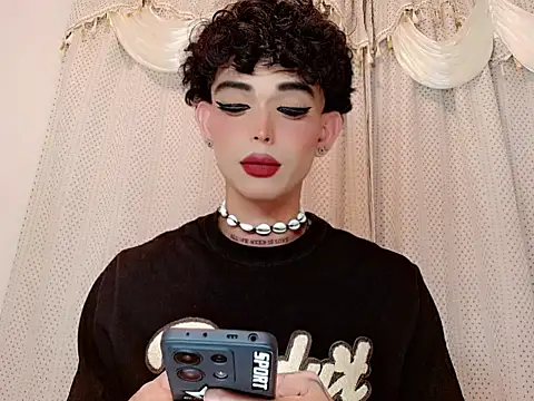 Marian LV online show from 12.18.25