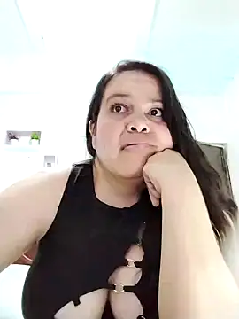 lunanataly online show from 12.27.24