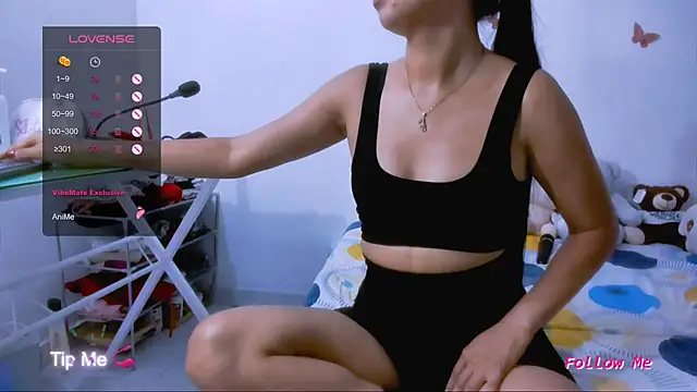 Alyson0001 online show from 11.18.25