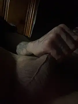 Snapshot of ILLUM1NATE chatting on 10.21.25 ILLUM1NATE online show from 10.21.25