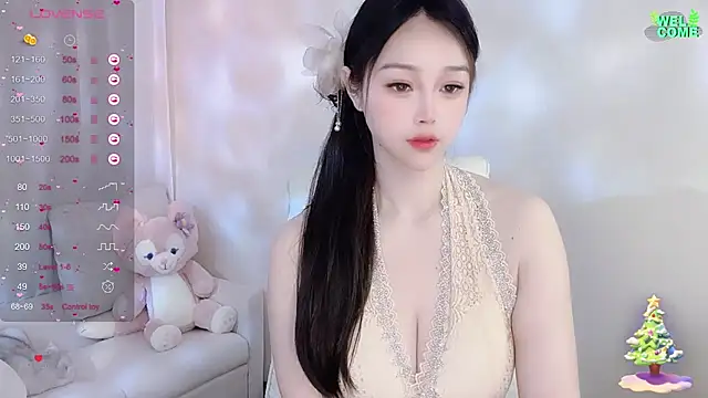 Snapshot of Kiss-18 chatting on 12.08.24 Kiss-18 online show from 12.08.24