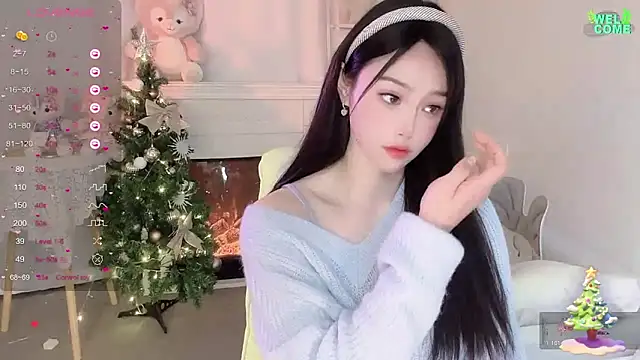 Snapshot of Kiss-18 chatting on 12.26.24 Kiss-18 online show from 12.26.24