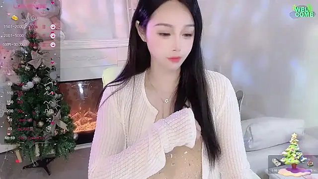 Snapshot of Kiss-18 chatting on 12.28.24 Kiss-18 online show from 12.28.24