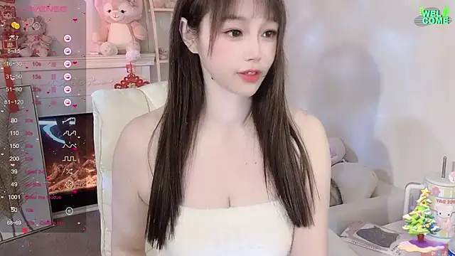 Snapshot of Kiss-18 chatting on 02.16.25 Kiss-18 online show from 02.16.25