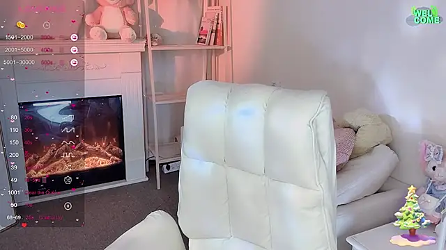 Snapshot of Kiss-18 chatting on 02.26.25 Kiss-18 online show from 02.26.25