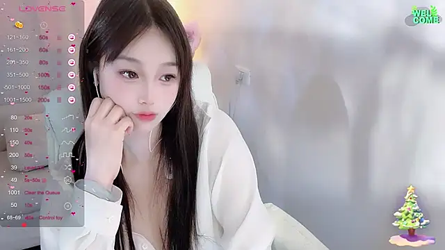 Snapshot of Kiss-18 chatting on 03.19.25 Kiss-18 online show from 03.19.25