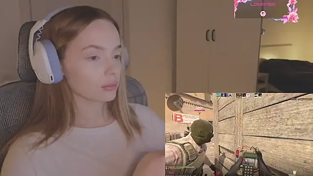  MayShy  online show from 10.27.25