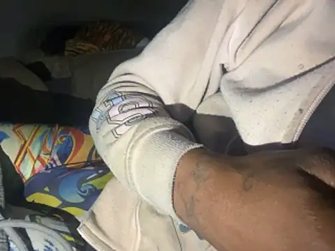 SlimeCrownzOut5 online show from 11.05.25