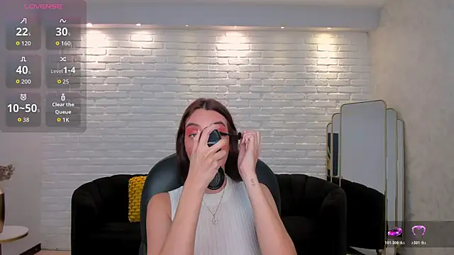 AnaisNin online show from 11.06.25