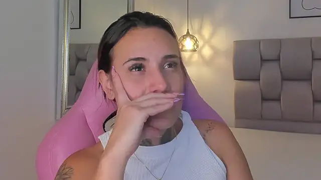 Snapshot of Susan-Sweet-7 chatting on 09.30.25 Susan-Sweet-7 online show from 09.30.25