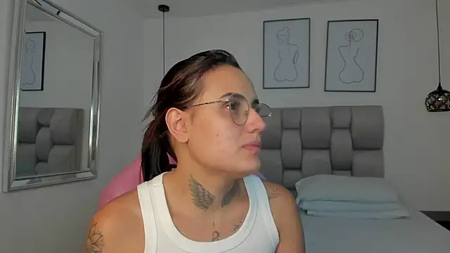 Snapshot of Susan-Sweet-7 chatting on 11.07.25 Susan-Sweet-7 online show from 11.07.25