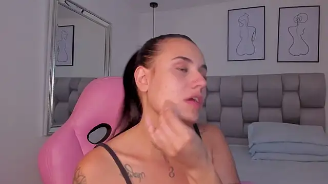 Snapshot of Susan-Sweet-7 chatting on 11.09.25 Susan-Sweet-7 online show from 11.09.25