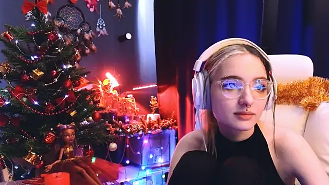 Avi Nile online show from 12.20.24