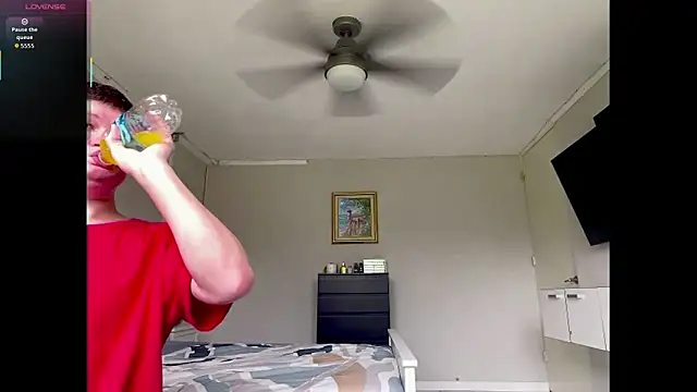 Snapshot of Lorenzo_hernandez chatting on 09.18.25 Lorenzo hernandez online show from 09.18.25