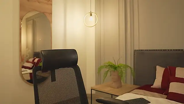 IrisBaker online show from 02.17.26