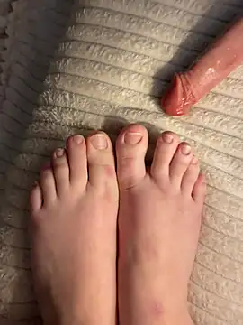 Snapshot of Leanaa_Jolly chatting on 02.24.26 Leanaa Jolly online show from 02.24.26