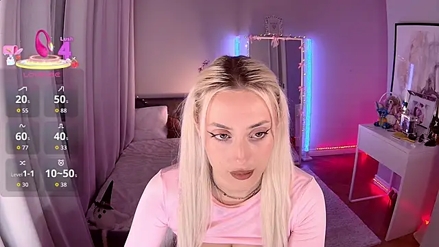 LoryWood online show from 11.27.25