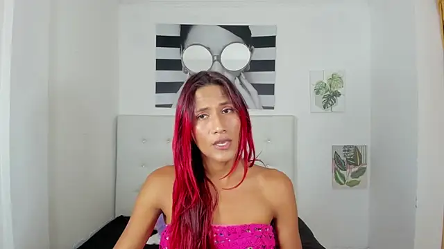 Brisahott online show from 10.31.25