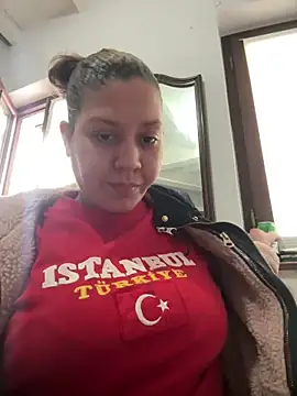 Snapshot of andreinitahg chatting on 03.16.25 andreinitahg online show from 03.16.25