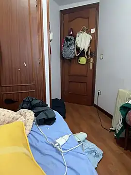 Snapshot of andreinitahg chatting on 03.19.25 andreinitahg online show from 03.19.25