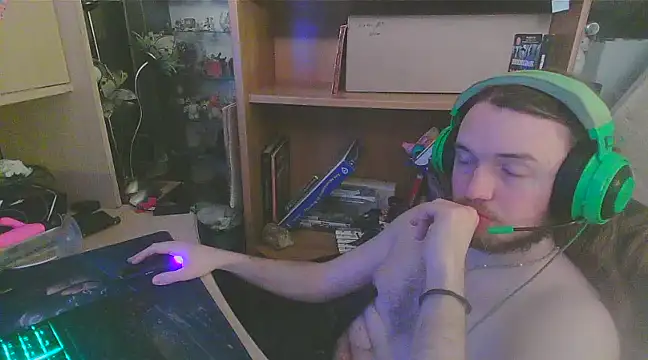 nicolasdumand21 online show from 02.25.25