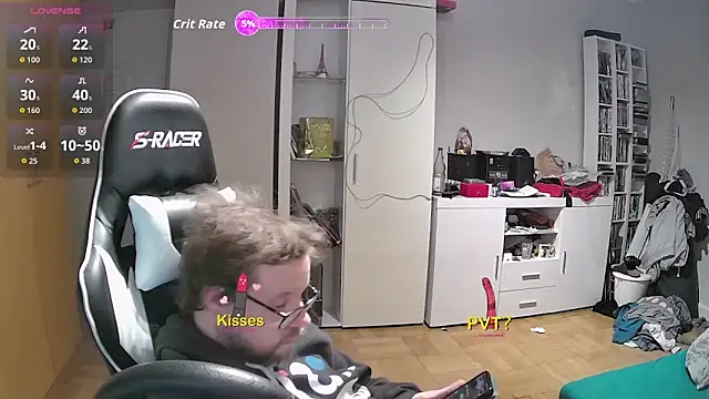 larsgessner30 online show from 11.07.25