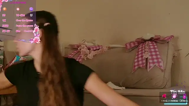 Milky flexy cat online show from 04.20.26