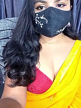 Snapshot of Tanvi-patil chatting on 05.17.26 Tanvi-patil online show from 05.17.26