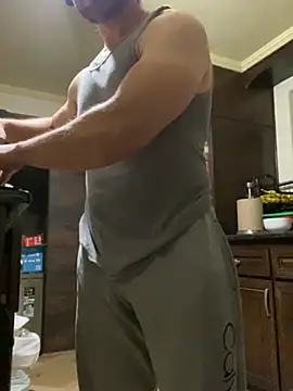 Snapshot of FumesClouds chatting on 02.27.25 FumesClouds online show from 02.27.25