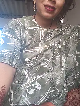 Snapshot of Simaran_bhabhi chatting on 10.12.25 Simaran bhabhi online show from 10.12.25