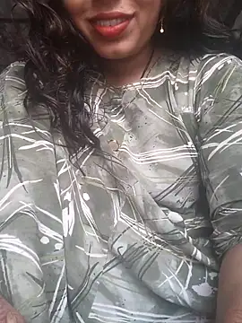 Snapshot of Simaran_bhabhi chatting on 10.16.25 Simaran bhabhi online show from 10.16.25