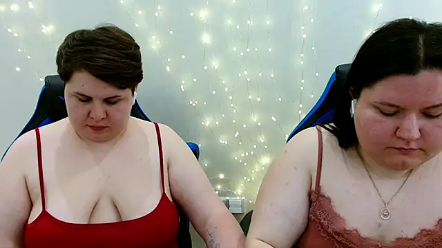 BeckyAndHellen online show from 06.02.26