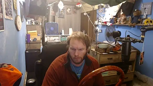 Snapshot of long_thinmint86 chatting on 02.17.25 long thinmint86 online show from 02.17.25